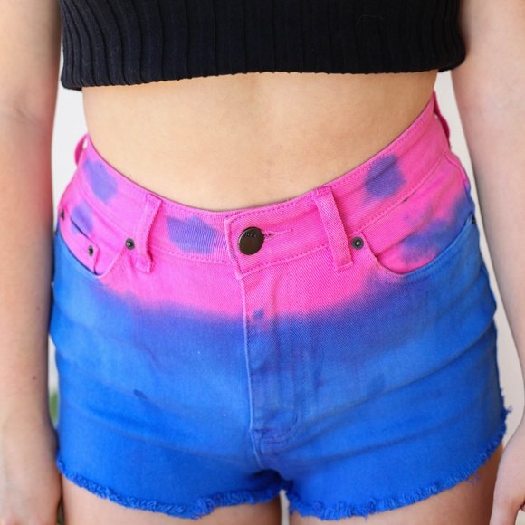 Urban Outfitters Tye-Dye Cheeky High-Rise Shorts - Picture 2 of 5